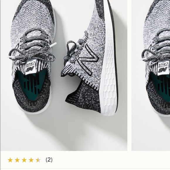 NEW IN BOX New Balance Motif Tennis Shoes. Size 6 - Picture 4 of 5